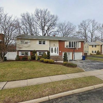 131 Dorchester Rd, Hackensack, NJ 07601