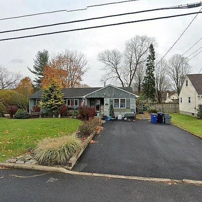 112 Hurley Dr, Hackettstown, NJ 07840