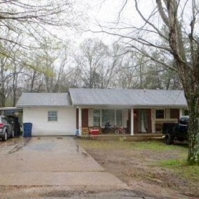 115 Meadowlane Dr, Savannah, TN 38372