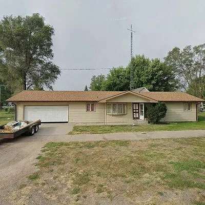 118 W Commercial St, Brady, NE 69123