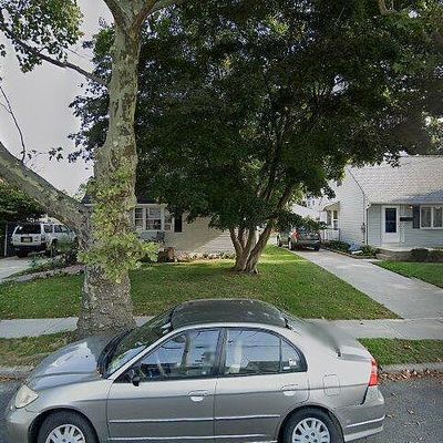 12 Benson Ln, Trenton, NJ 08610