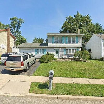 12 Longboat Ave, Barnegat, NJ 08005