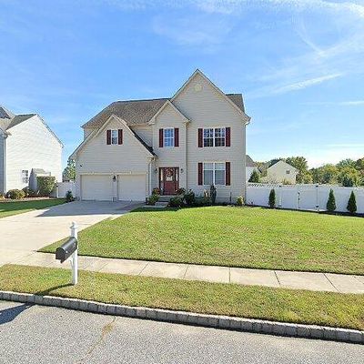 12 Thousand Oak Dr, Sicklerville, NJ 08081