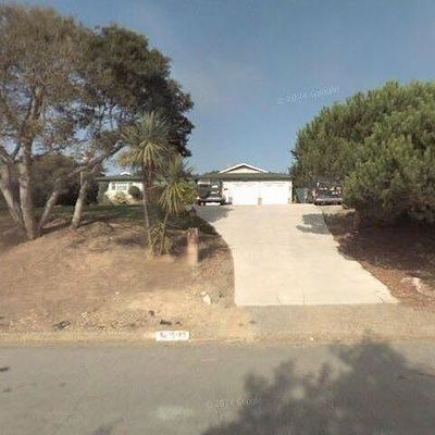 15189 Century Oak Rd, Salinas, CA 93907