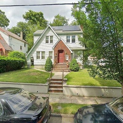 153 Howland Ave, Teaneck, NJ 07666