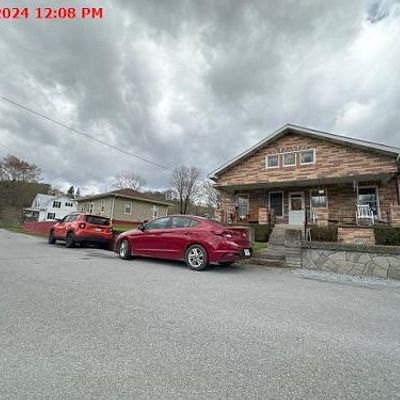 163 Center St, North Tazewell, VA 24630