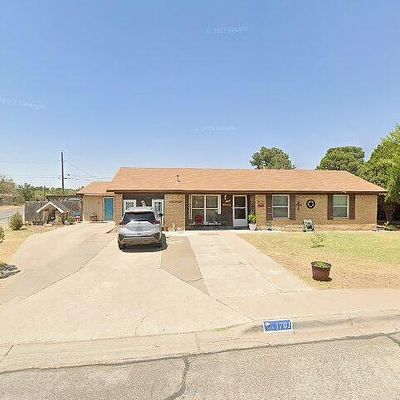 1701 Maple Ave, Midland, TX 79705