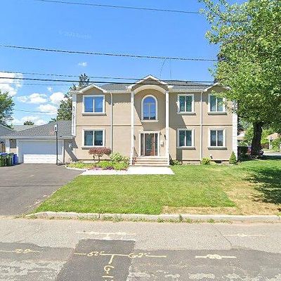 14 Schuyler Dr, Edison, NJ 08817