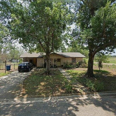 2005 23 Rd St, Hondo, TX 78861