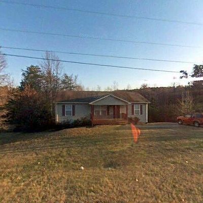 172 Falcon Rd, Martinsville, VA 24112