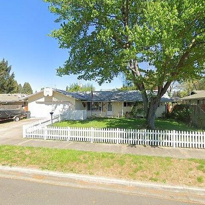 1749 Sheldon Ave, Medford, OR 97501