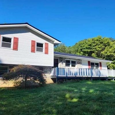 187 Misty Oaks Ln, Princeton, WV 24740