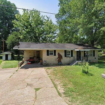 236 Ash St, Bruceton, TN 38317