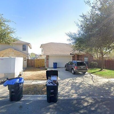 2377 Medina Dr, New Braunfels, TX 78130