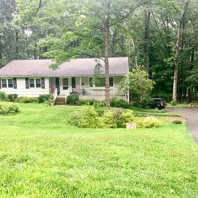 24 De Camp Dr, Boonton, NJ 07005