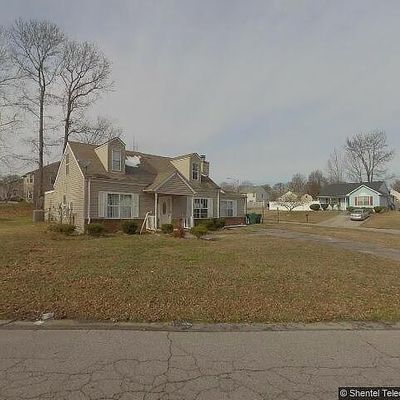 241 Locust St, Suffolk, VA 23434