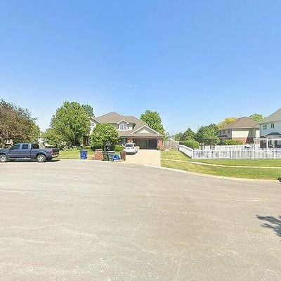 2458 Box Cyn, New Lenox, IL 60451