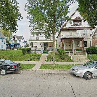 2612 W Medford Ave, Milwaukee, WI 53206