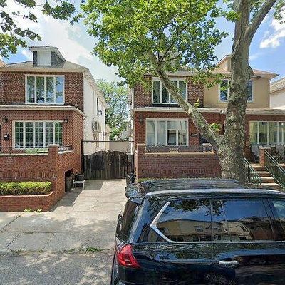 2240 E 5 Th St, Brooklyn, NY 11223