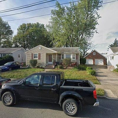 23 Cona Ct, Haledon, NJ 07508