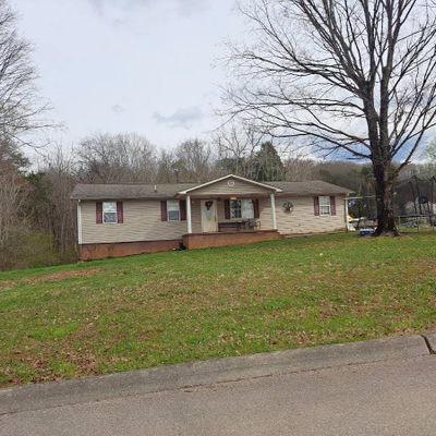 304 Over Hill Dr, Sweetwater, TN 37874