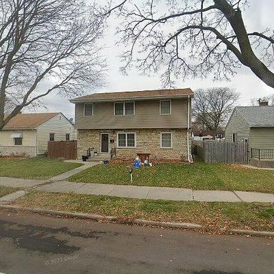 3319 S 68 Th St, Milwaukee, WI 53219