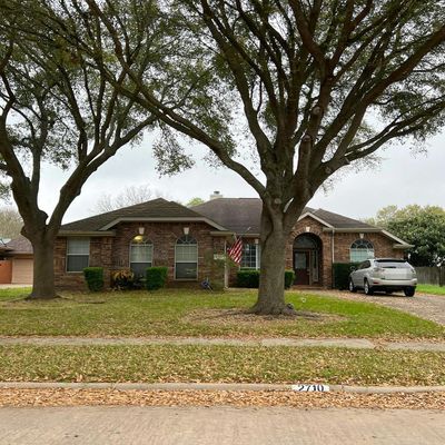 2710 Green Falls Ln, Richmond, TX 77406