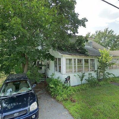 29 Fordway St, Derry, NH 03038