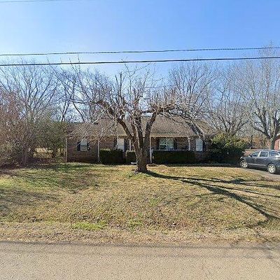 2926 Greenview Dr, Murfreesboro, TN 37128