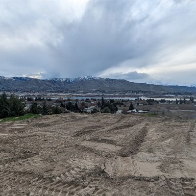 2976 N Breckenridge, East Wenatchee, WA 98802