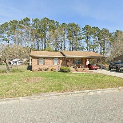 2975 Crystal Ln, Lumberton, NC 28358