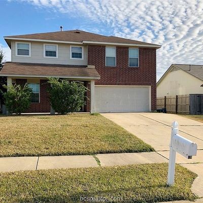 3801 Springfield Dr, College Station, TX 77845