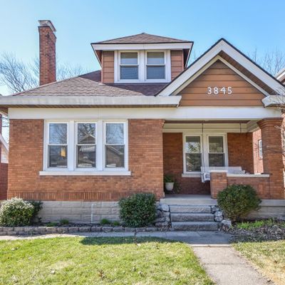 3845 Delmar Ave, Cincinnati, OH 45211