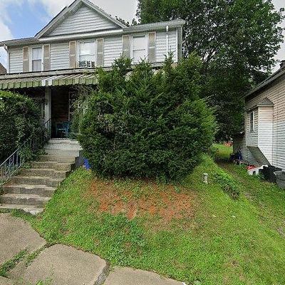 408 1/2 Fairview Ave, Butler, PA 16001