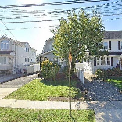 34 Jeanette Ave, Staten Island, NY 10312