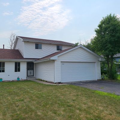 3707 Carpenter St, Steger, IL 60475