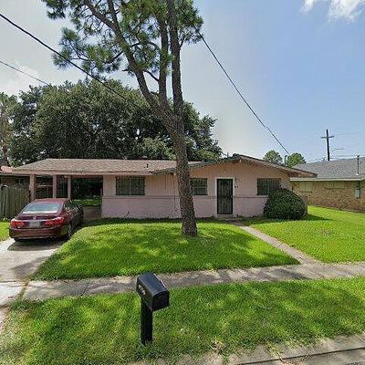 4750 Redwood St, New Orleans, LA 70127