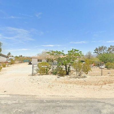 4835 Avenida La Flora Desierta, Joshua Tree, CA 92252