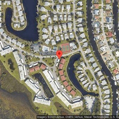 4854 Independence Dr, Bradenton, FL 34210