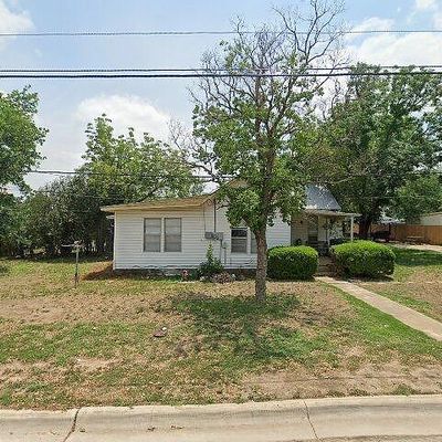 511 20 Th St, Hondo, TX 78861