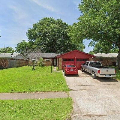 521 Sooner Rd, Bartlesville, OK 74003