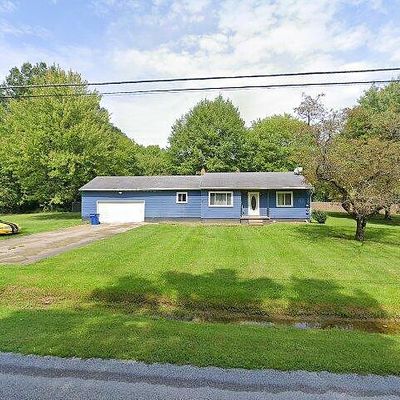 5210 Scott St, Newton Falls, OH 44444