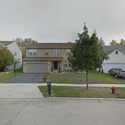 437 S Collins St, South Elgin, IL 60177