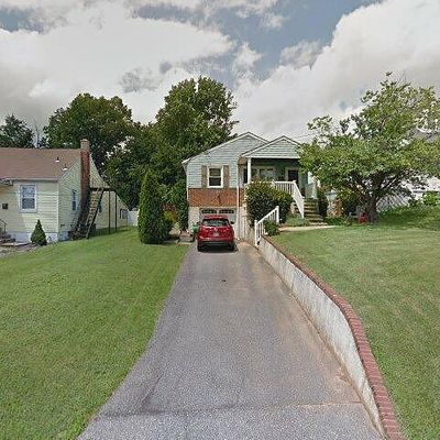 4402 Ridge Ave, Halethorpe, MD 21227