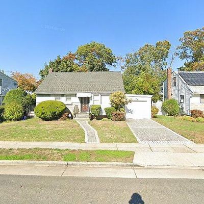 45 Alabama Ave, Hempstead, NY 11550