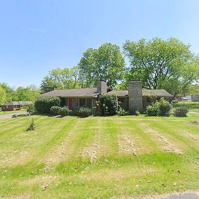 627 Hyde Park Ave, Gallatin, TN 37066