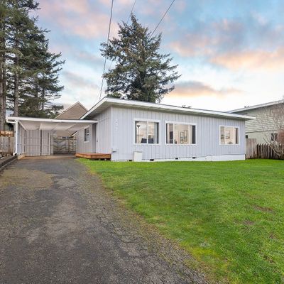 637 Se Jetty Ave, Lincoln City, OR 97367