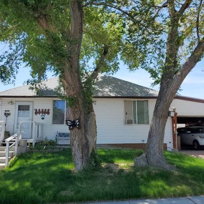 545 Jensen St, Green River, WY 82935