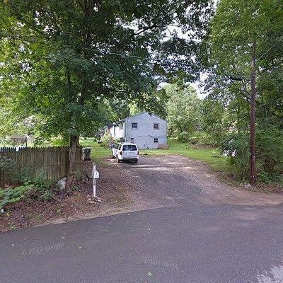 58 Davis St, Willimantic, CT 06226