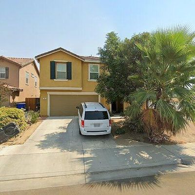 791 Kiwi St, Madera, CA 93638